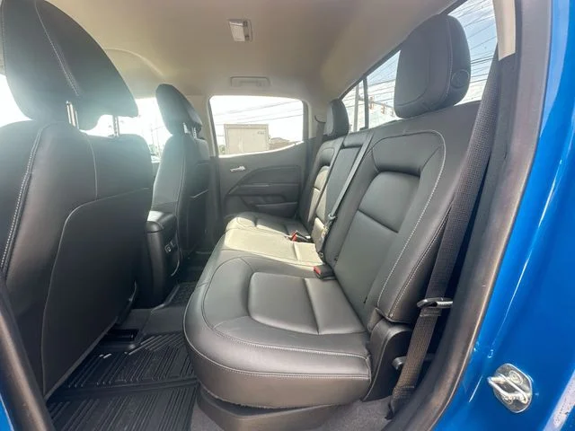 Used 2021 Blue Chevrolet ZR2 image 28