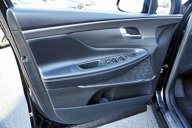 Used 2022 Black Hyundai SEL Premium image 24