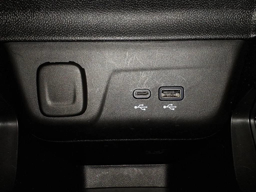 Used 2025 Gray Chevrolet LT image 23