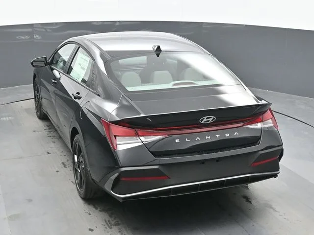 New 2026 Black Hyundai SEL Sport image 10