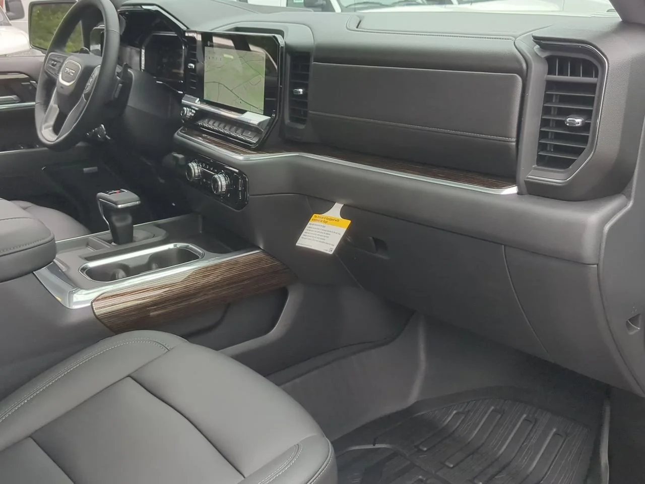 New 2026 Summit White GMC Elevation image 30