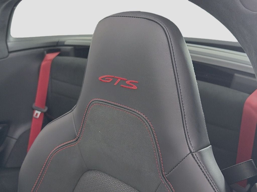 Used 2026 Chalk Porsche Targa 4 GTS image 17