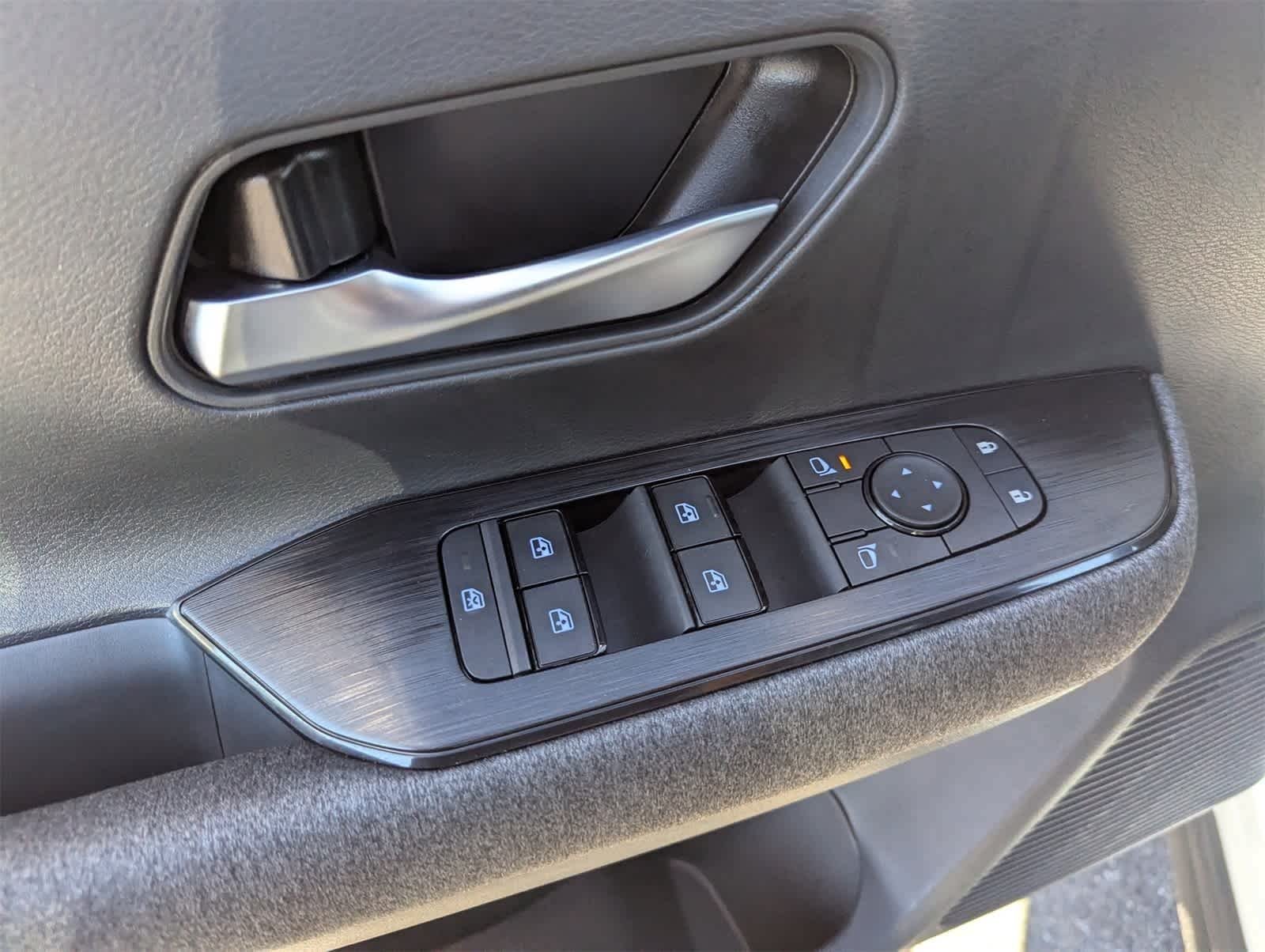 2026 Nissan KICKS SV - Photo 19