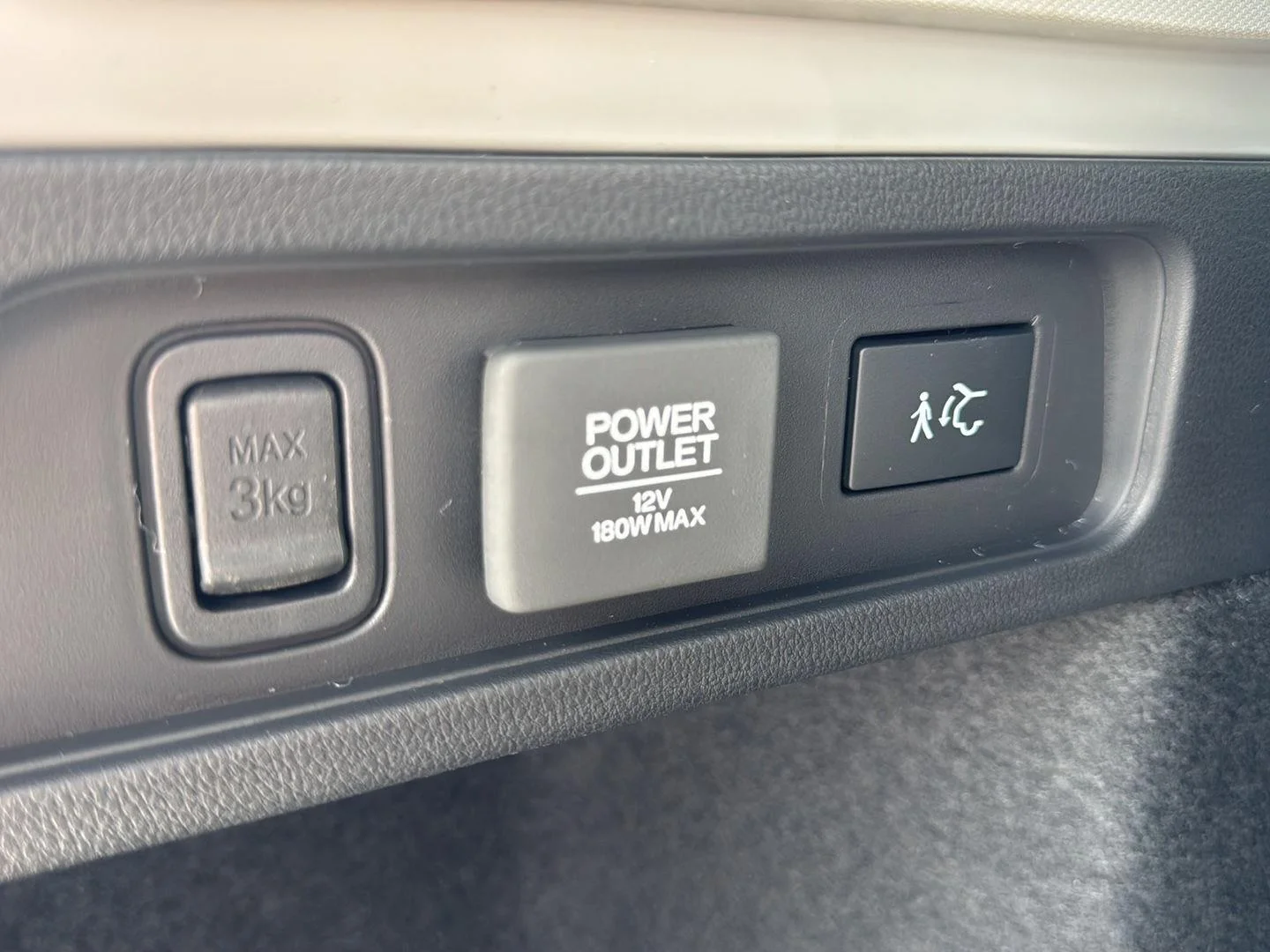 New 2026 Solar Silver Metallic Acura SH-AWD w/Advance image 9