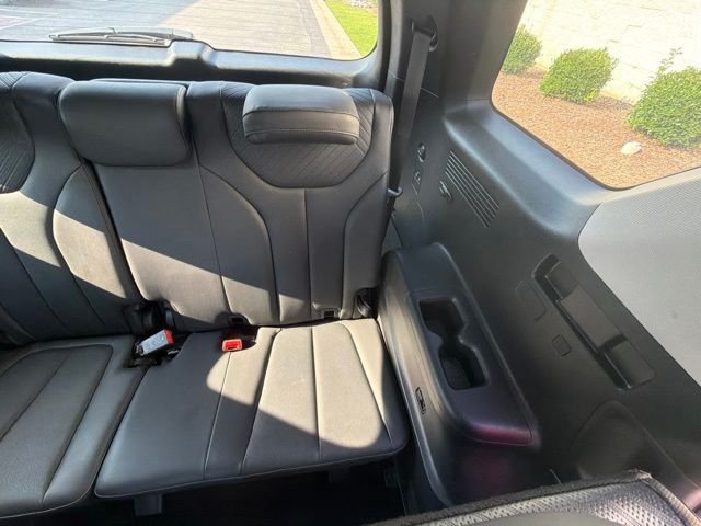 Used 2024 White Hyundai SEL image 21