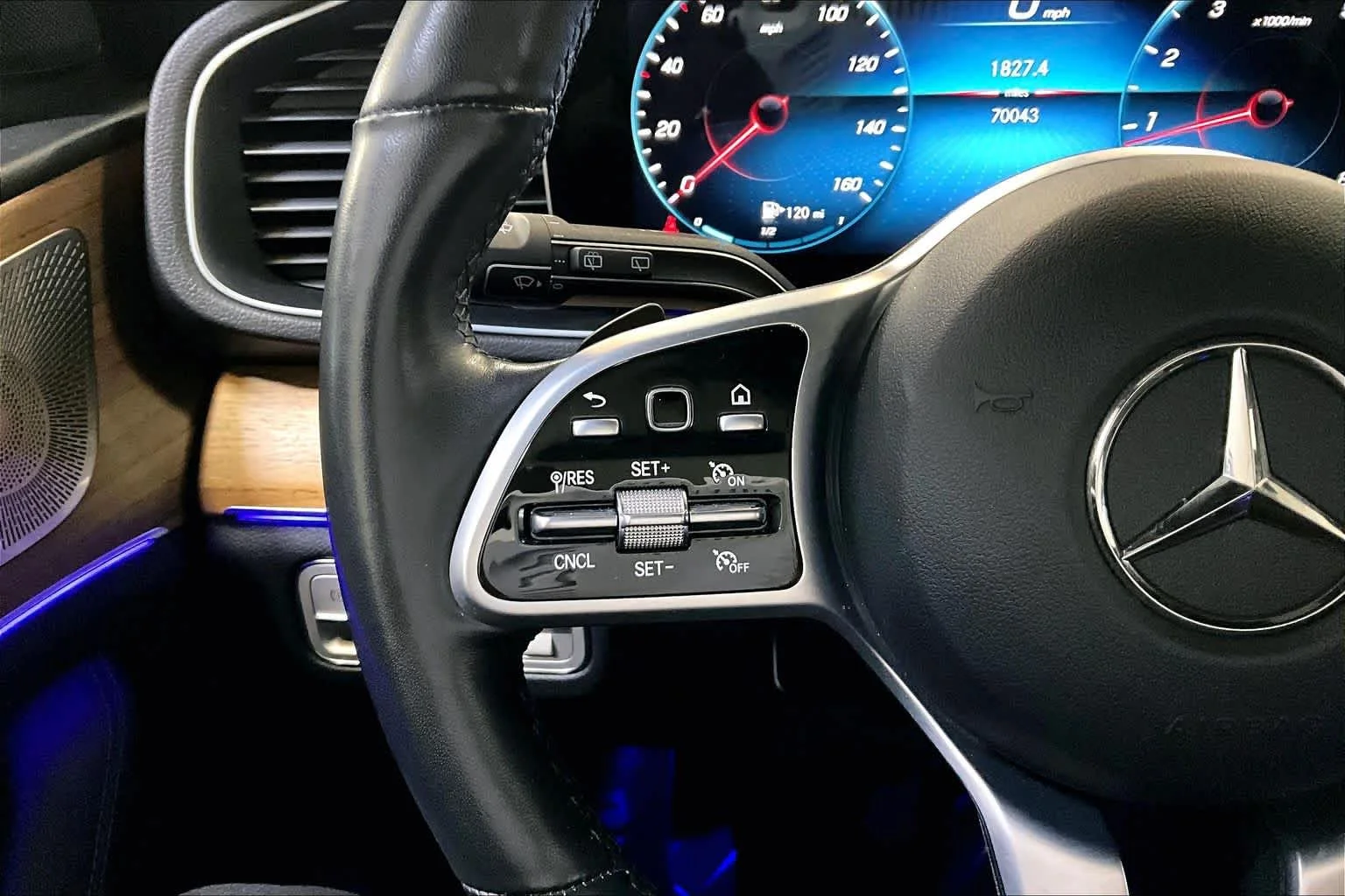 Certified Used 2022 Brilliant Blue Metallic Mercedes-Benz GLE 350 image 46