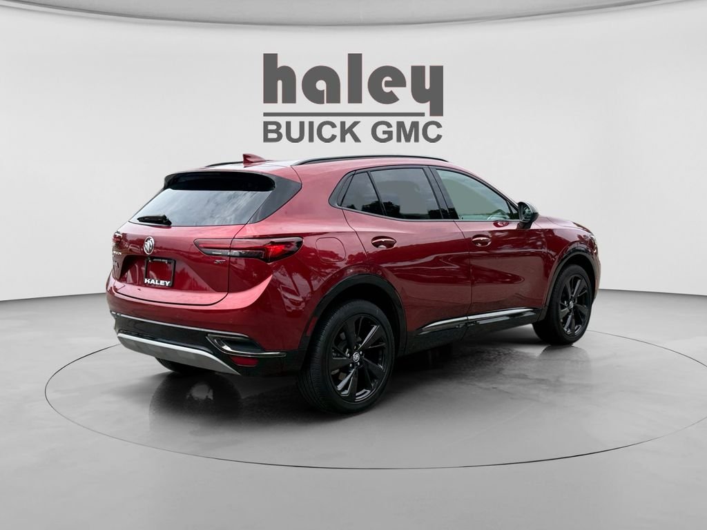 Used 2023 Red Buick Preferred image 5