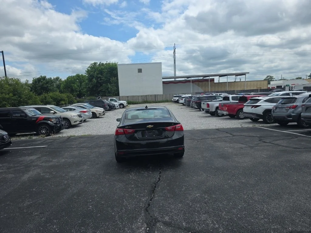 Used 2023 Mosaic Black Metallic Chevrolet LT image 6