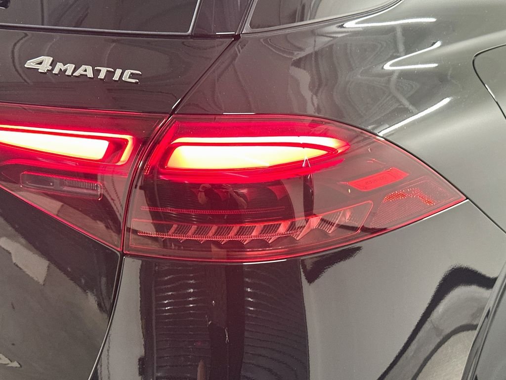 Used 2026 Black Mercedes-Benz GLE 450 image 33