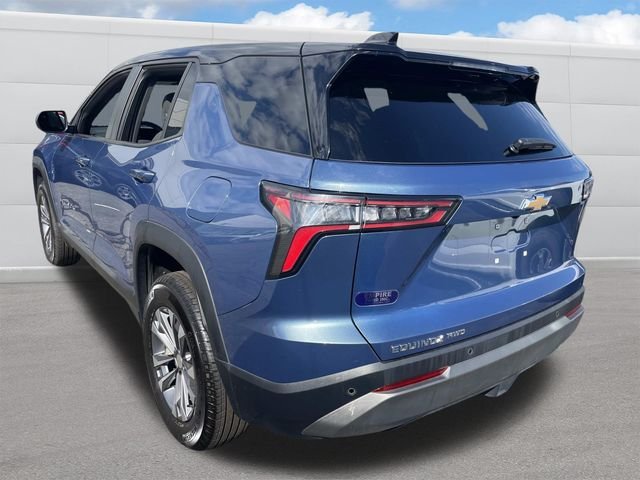Used 2026 Lakeshore Blue Metallic Chevrolet LT image 3