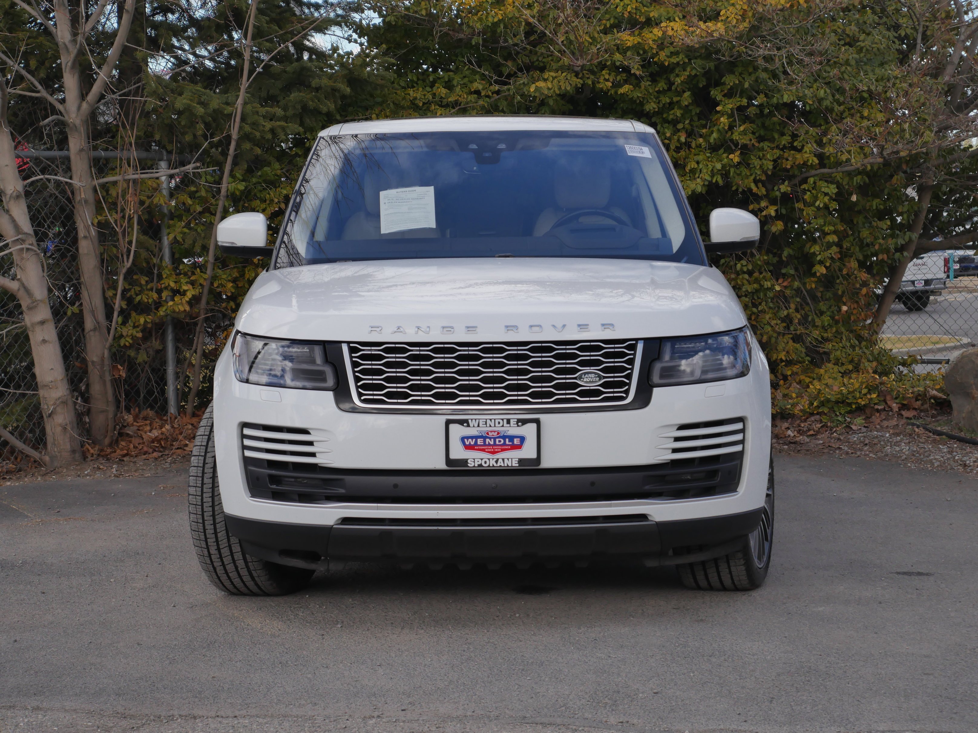 Used 2019 Fuji White Land Rover  image 41