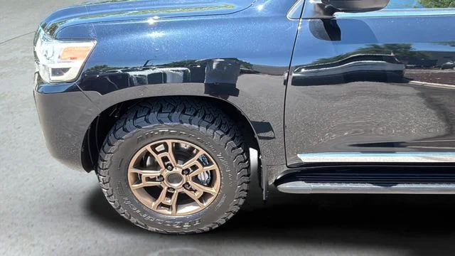 Used 2017 Black Toyota Base image 42