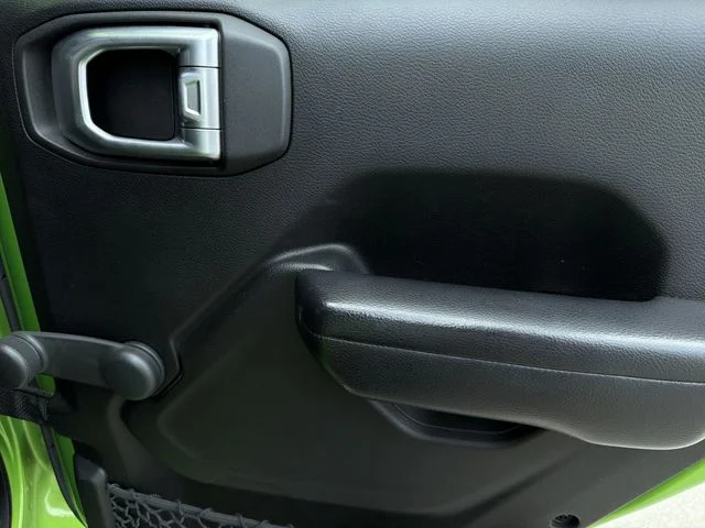 Used 2019 Green Jeep Unlimited Sport image 37