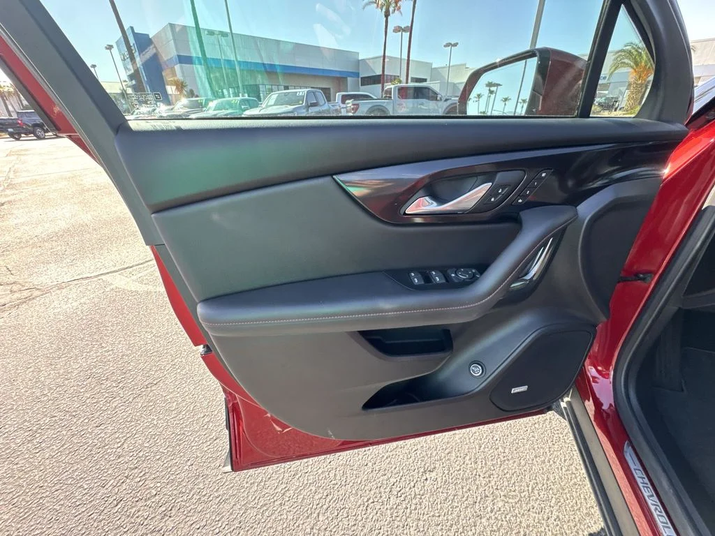 Used 2023 Red Chevrolet RS image 22