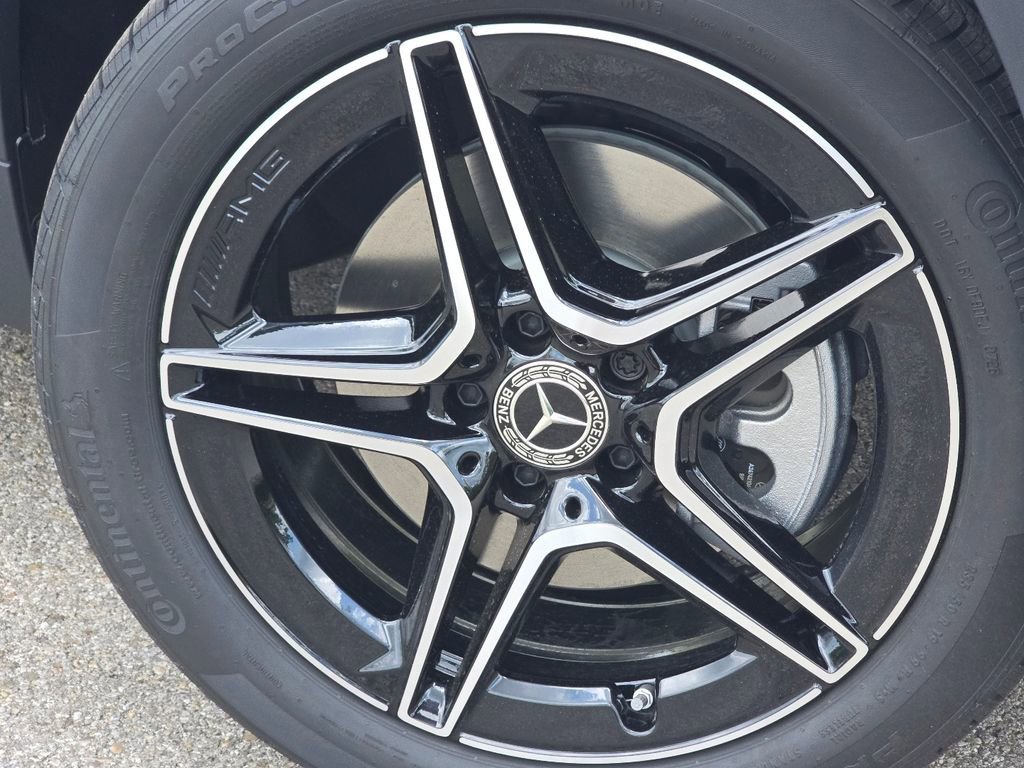 New 2026 Cosmos Black Metallic Mercedes-Benz GLA 250 image 48