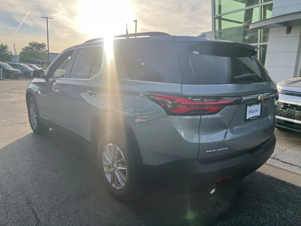 Used 2023 Sterling Gray Metallic Chevrolet LT image 4
