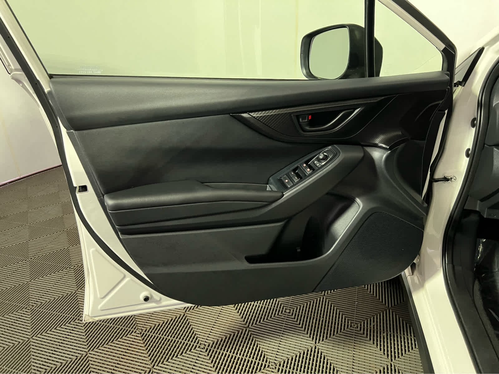 Used 2021 Crystal White Pearl Subaru  image 21