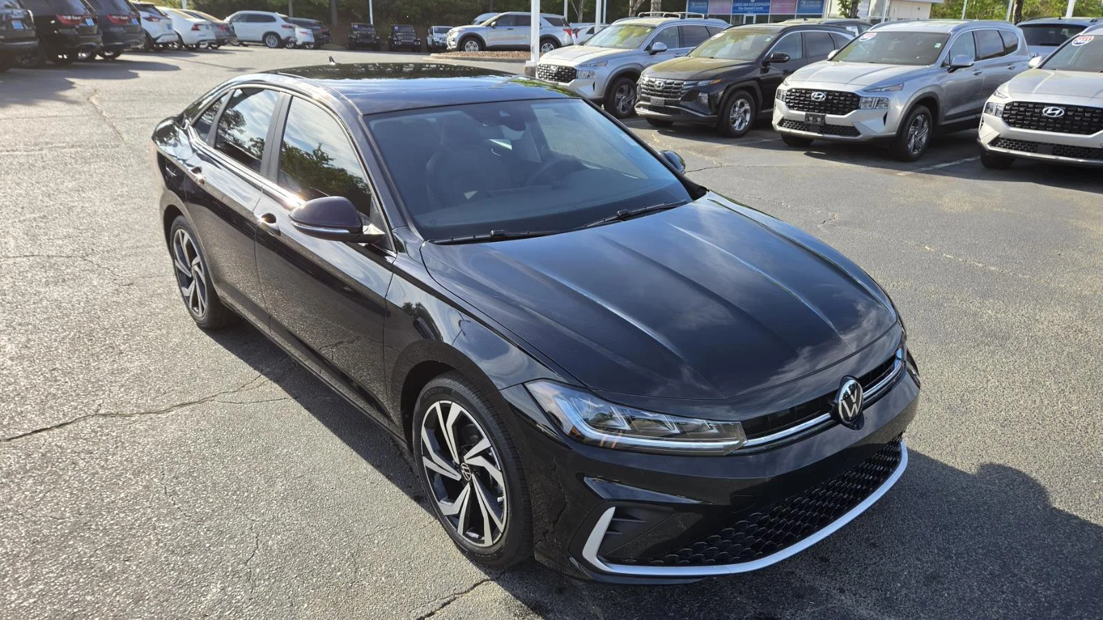 New 2026 Deep Black Pearl Volkswagen SEL image 7