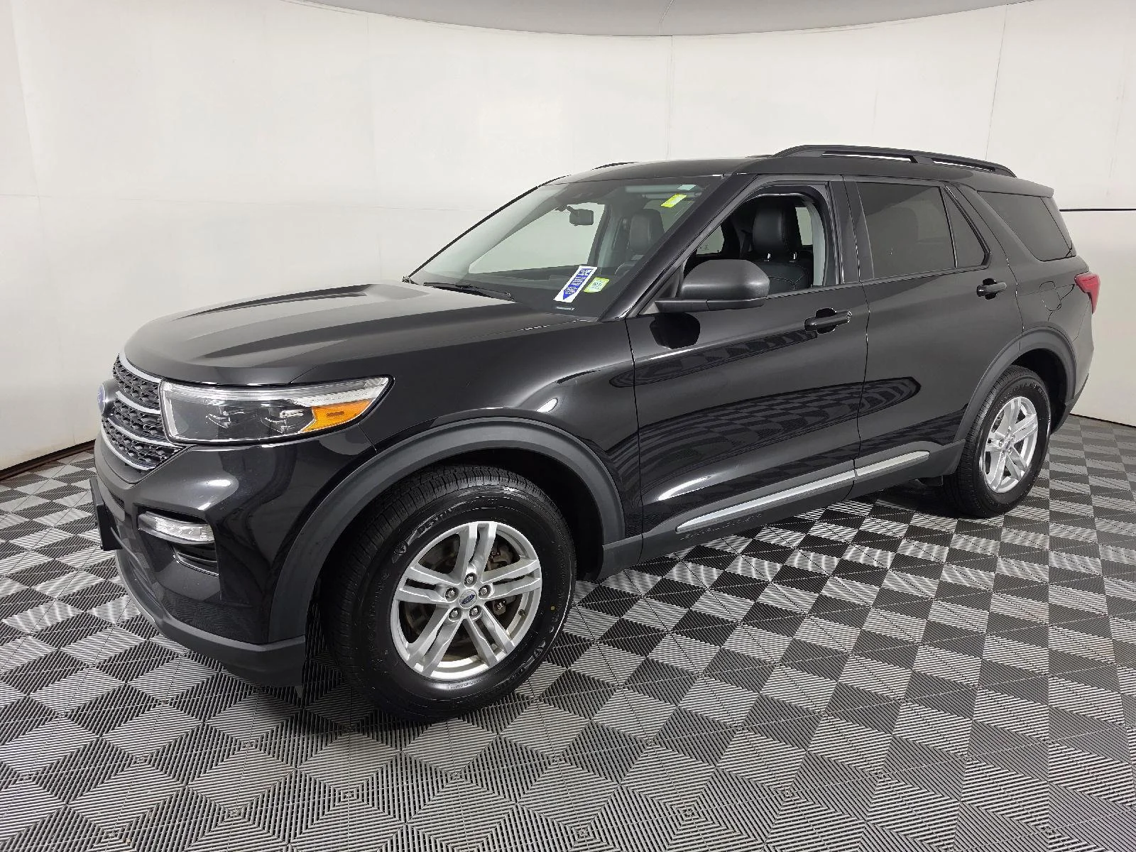 Used 2022 Agate Black Ford XLT image 7