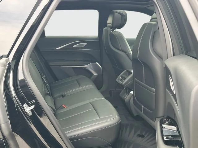 2025 Cadillac LYRIQ Sport 2 - Photo 21
