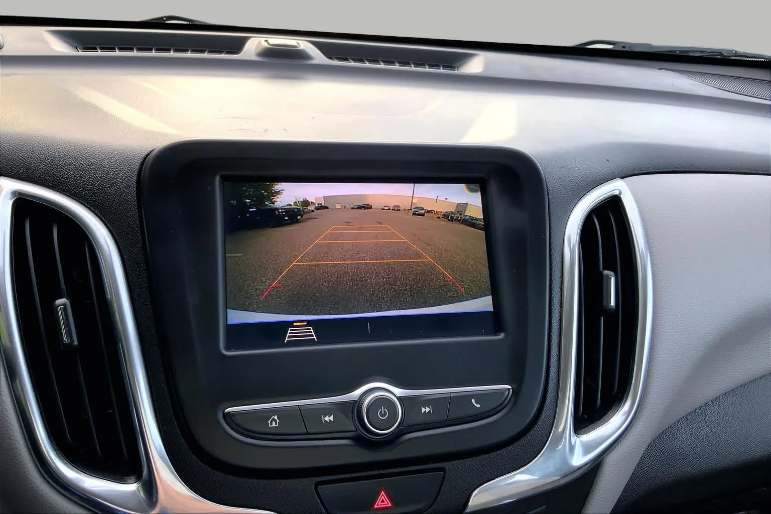 Used 2020 Summit White Chevrolet LS image 29