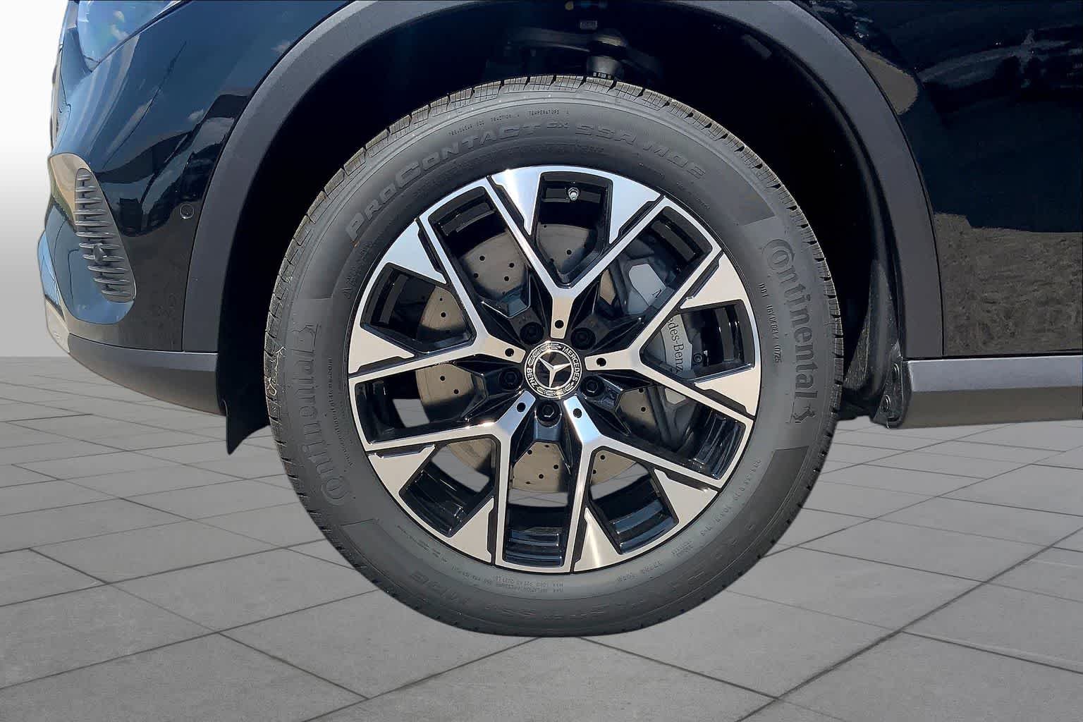 2025 Mercedes-Benz GLC Base - Photo 21