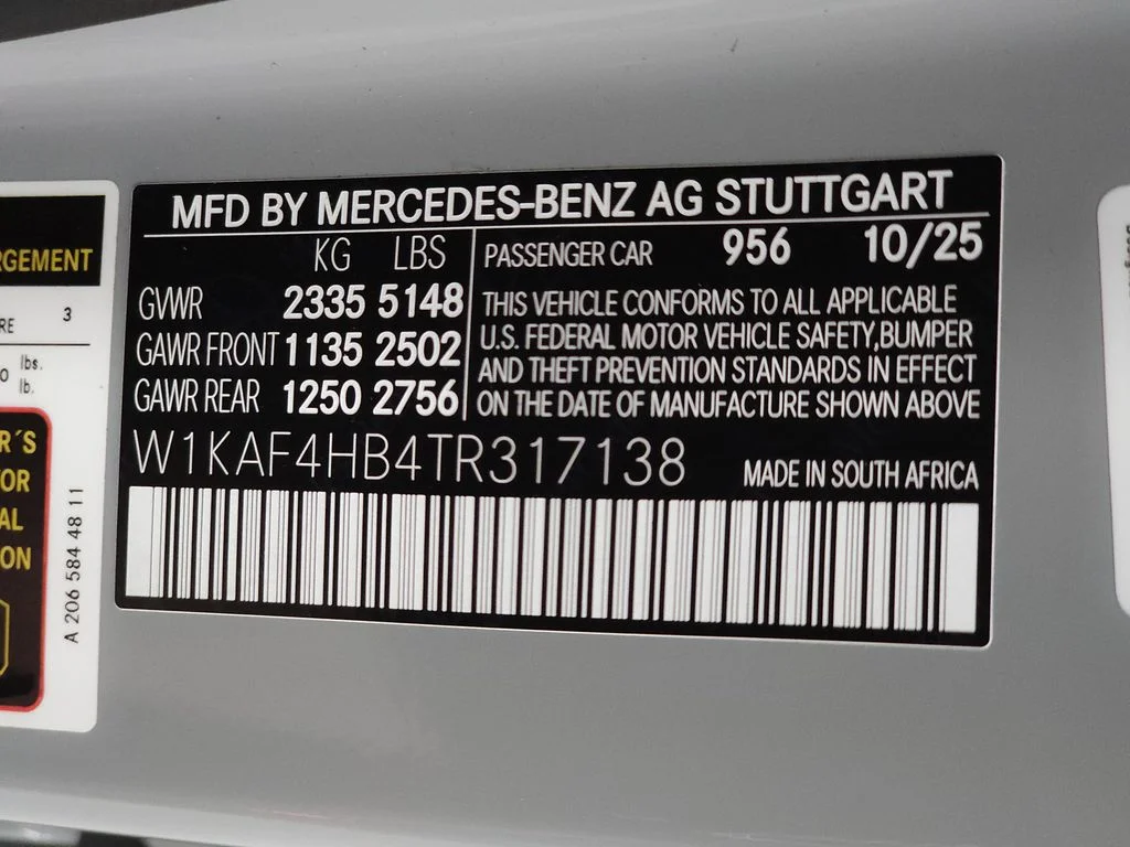 Used 2026  Mercedes-Benz C 300 image 33