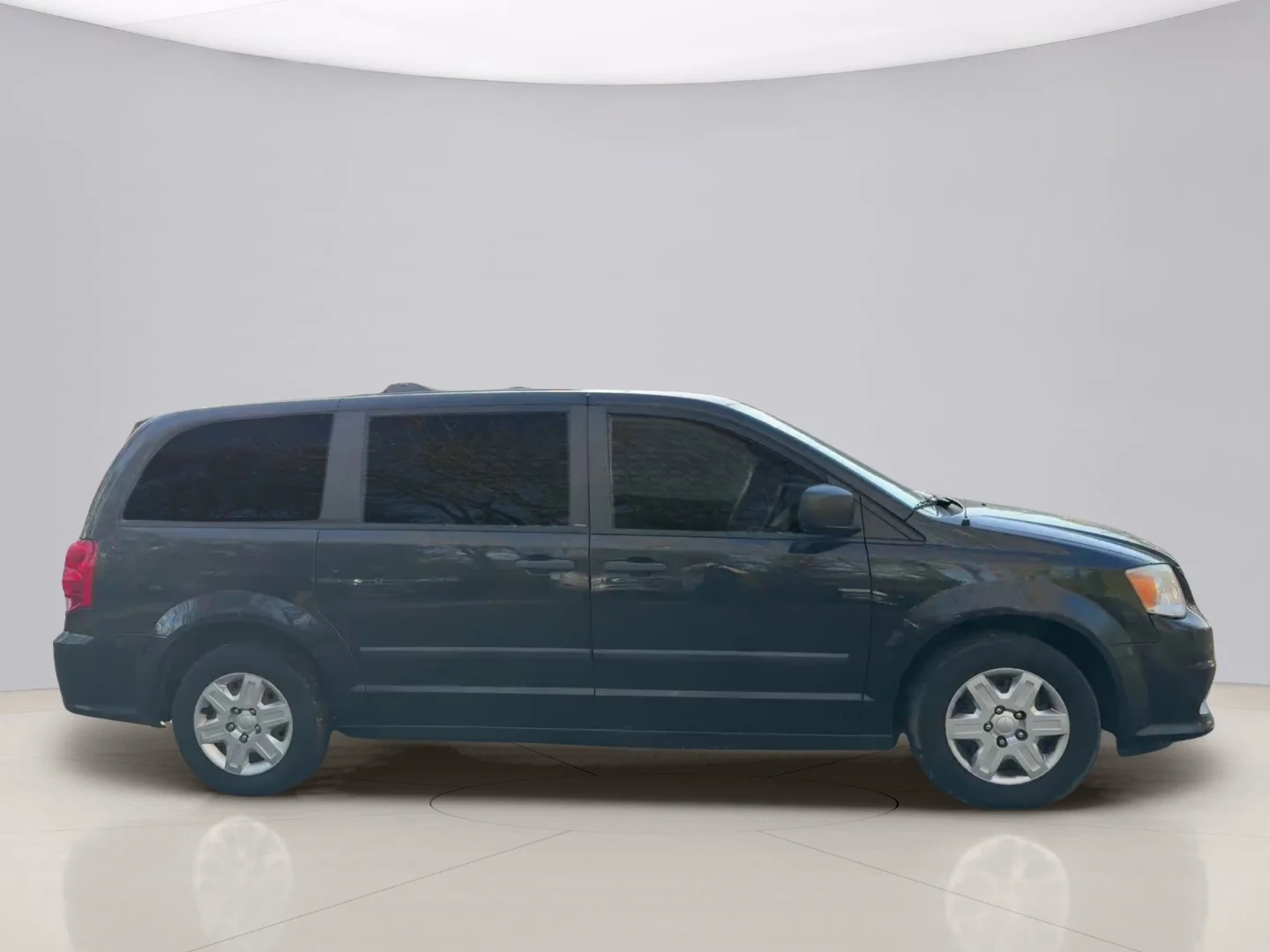 Used 2013 Black Dodge SE image 6