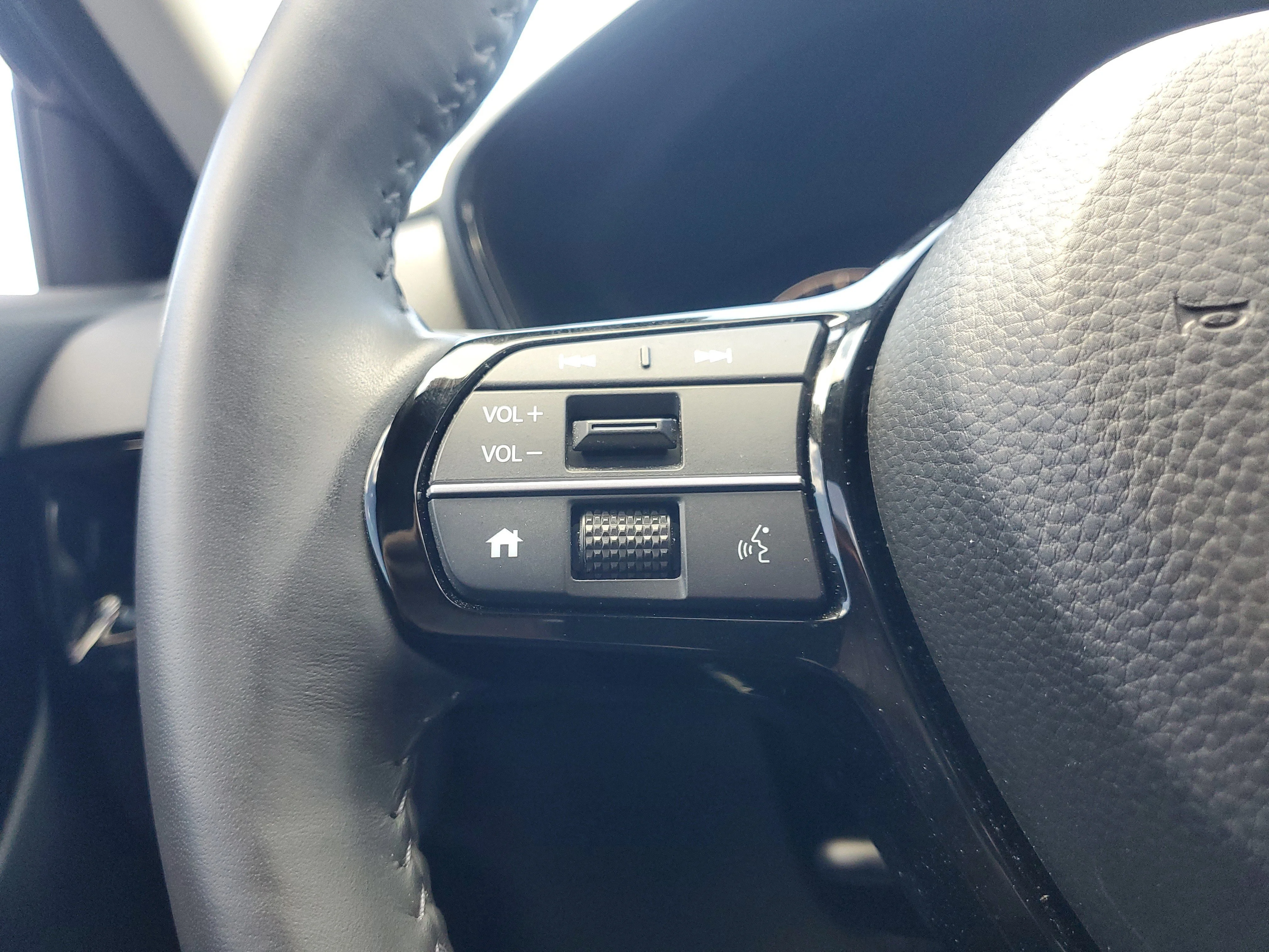 Used 2025 Blue Honda EX-L image 22