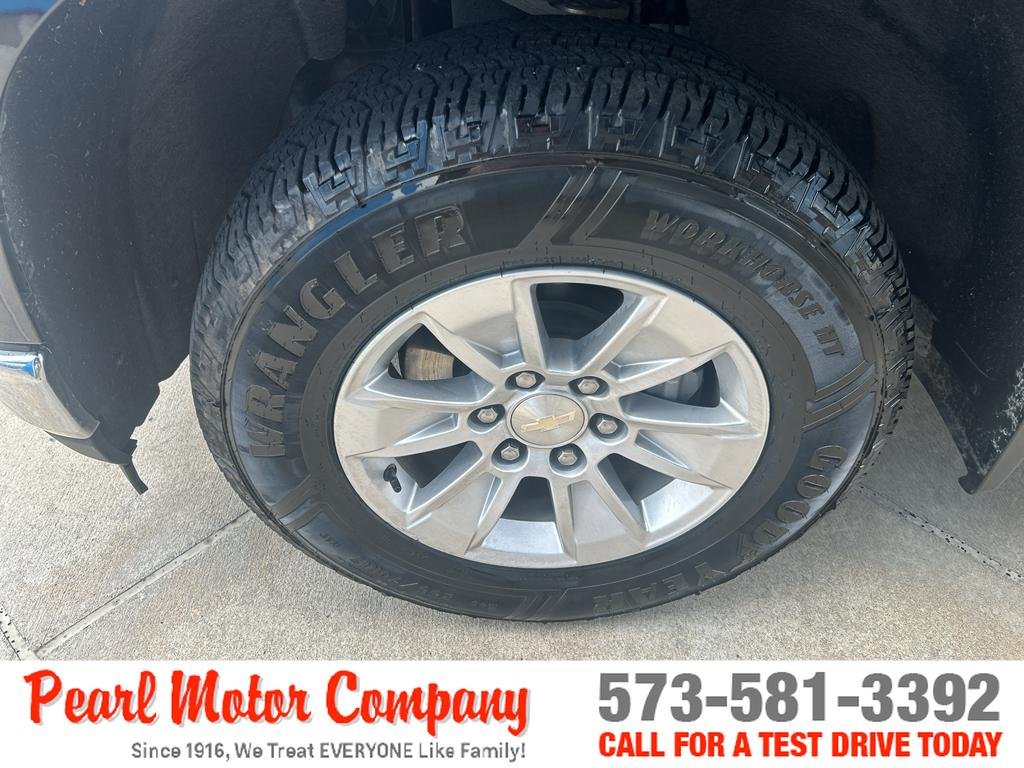 Certified Used 2019 BLACK Chevrolet LT image 8