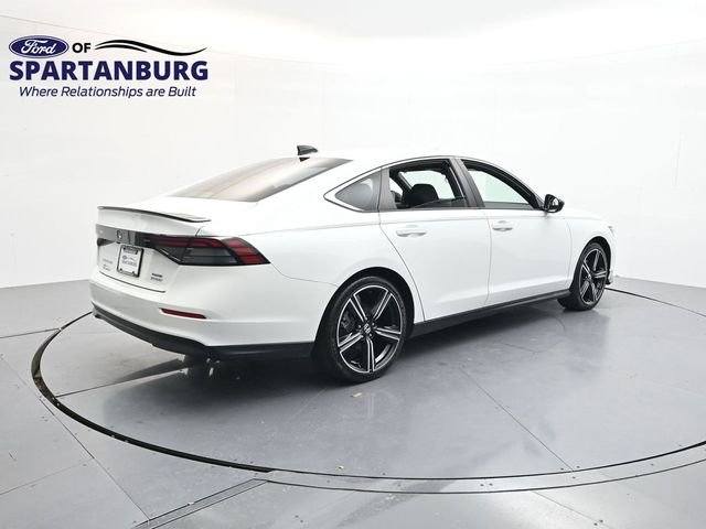 Used 2024 Platinum White Pearl Honda Sport image 6