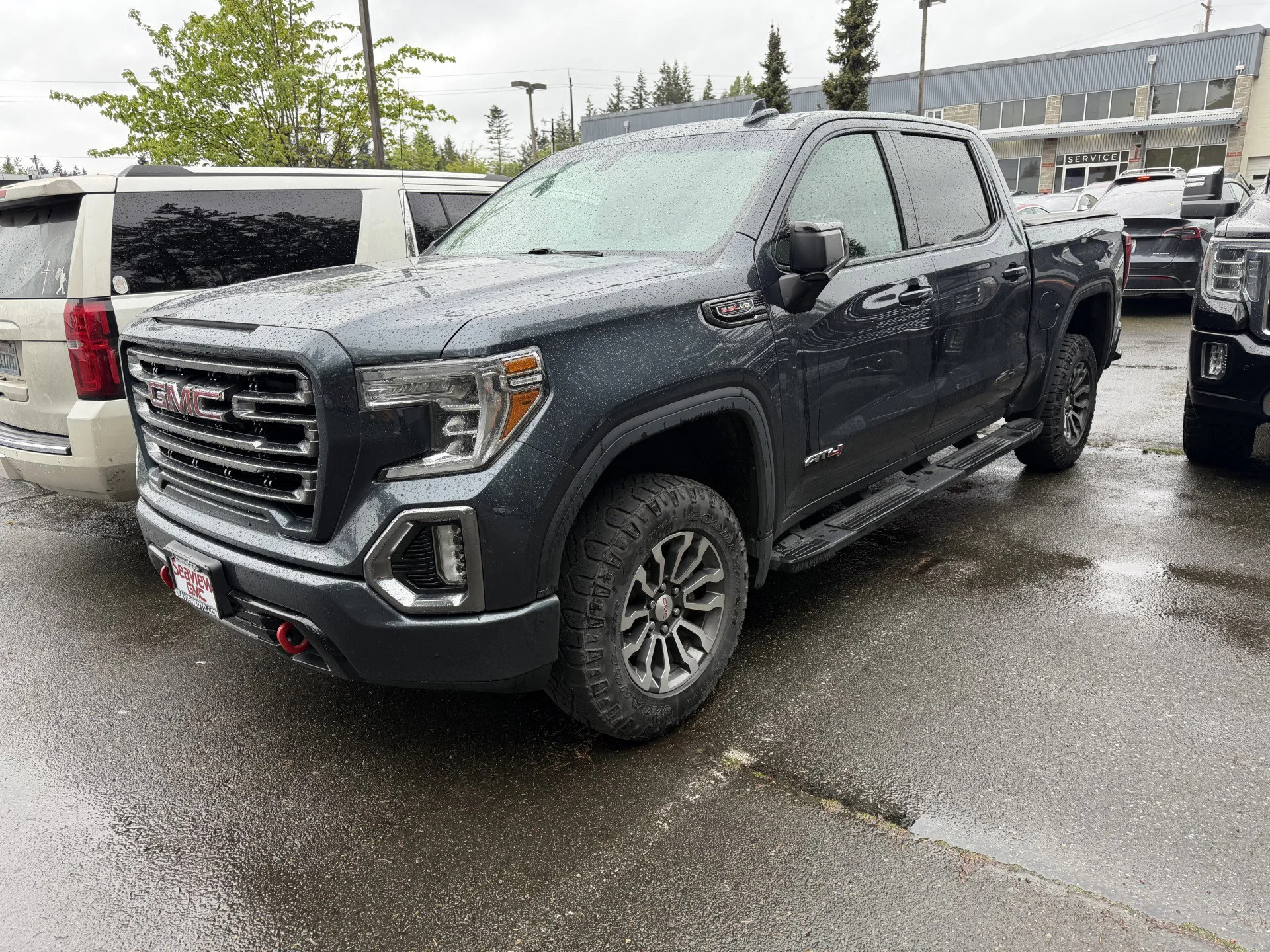 2021 GMC Sierra AT4 4WD Crew Cab Short Box's photo