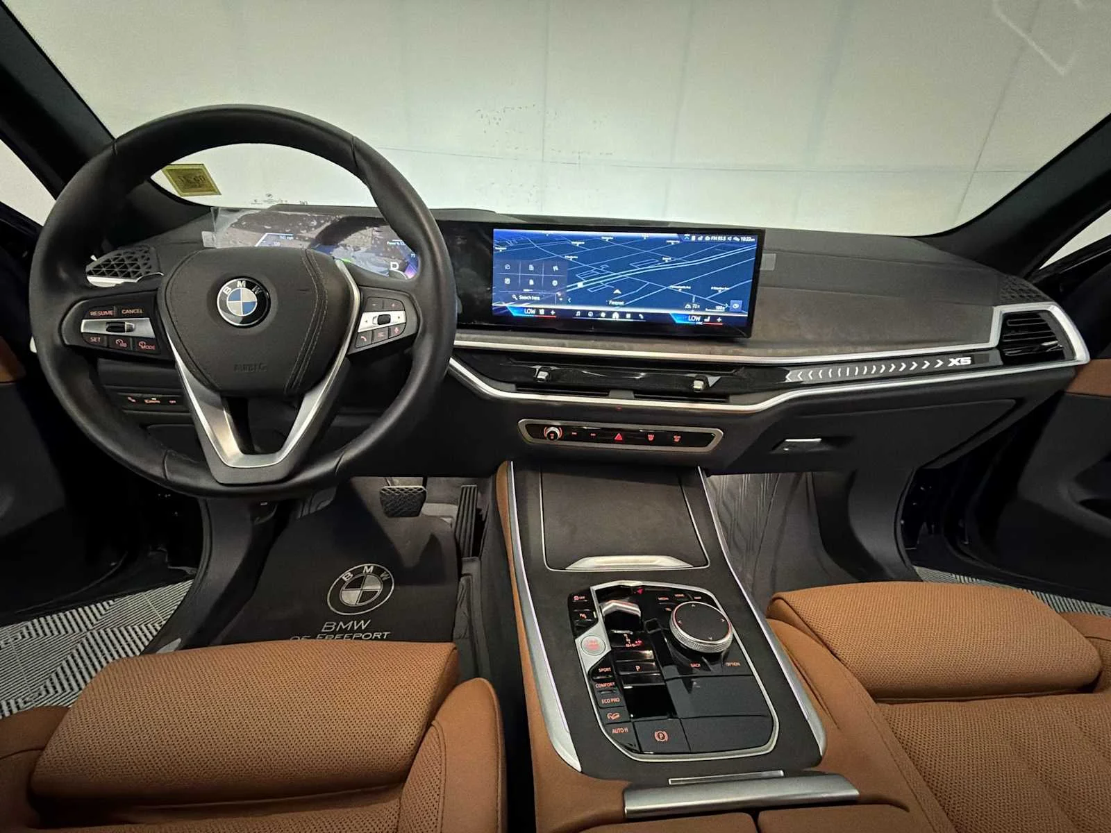Certified Used 2024 Black Sapphire Metallic BMW xDrive40i image 16