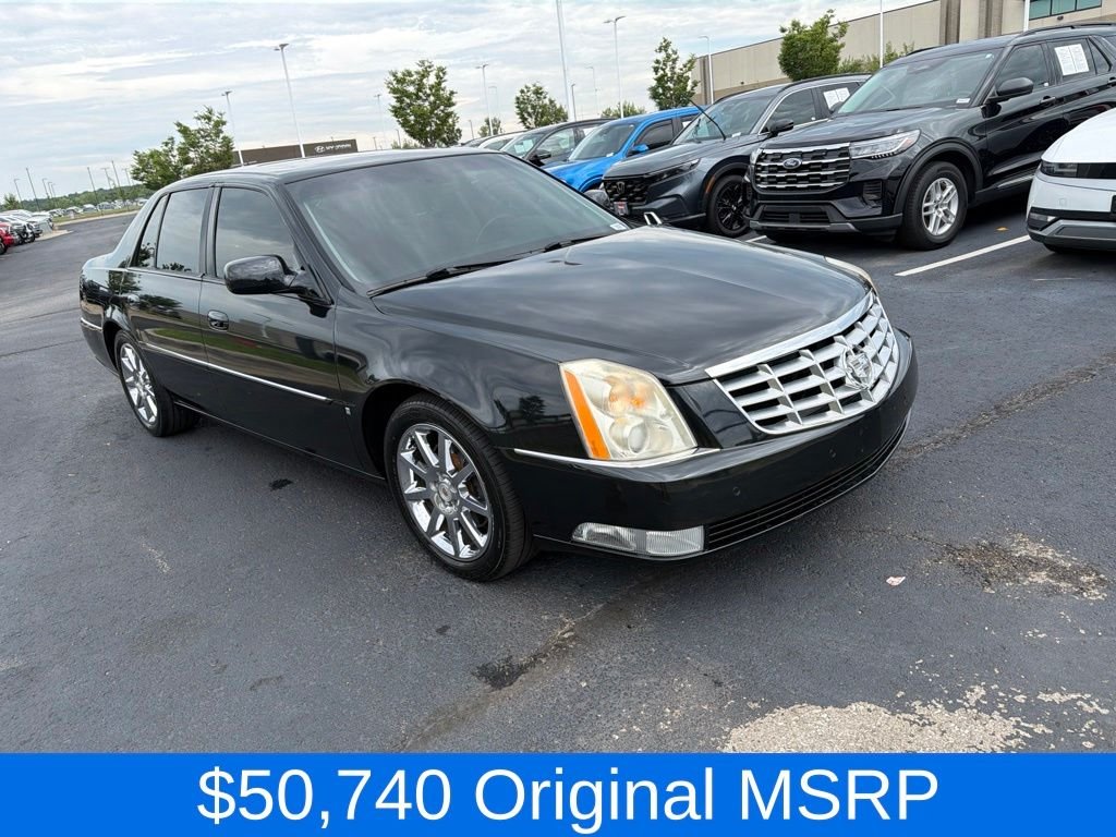 2008 Cadillac DTS Base