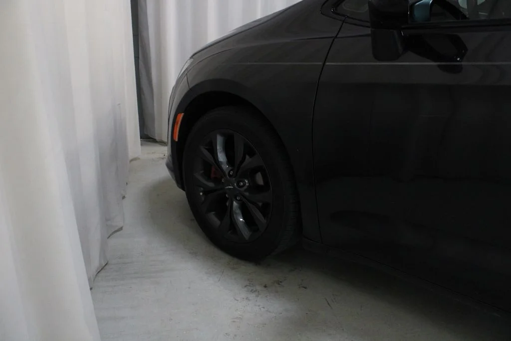 Used 2019 Black Chrysler Touring L Plus image 29