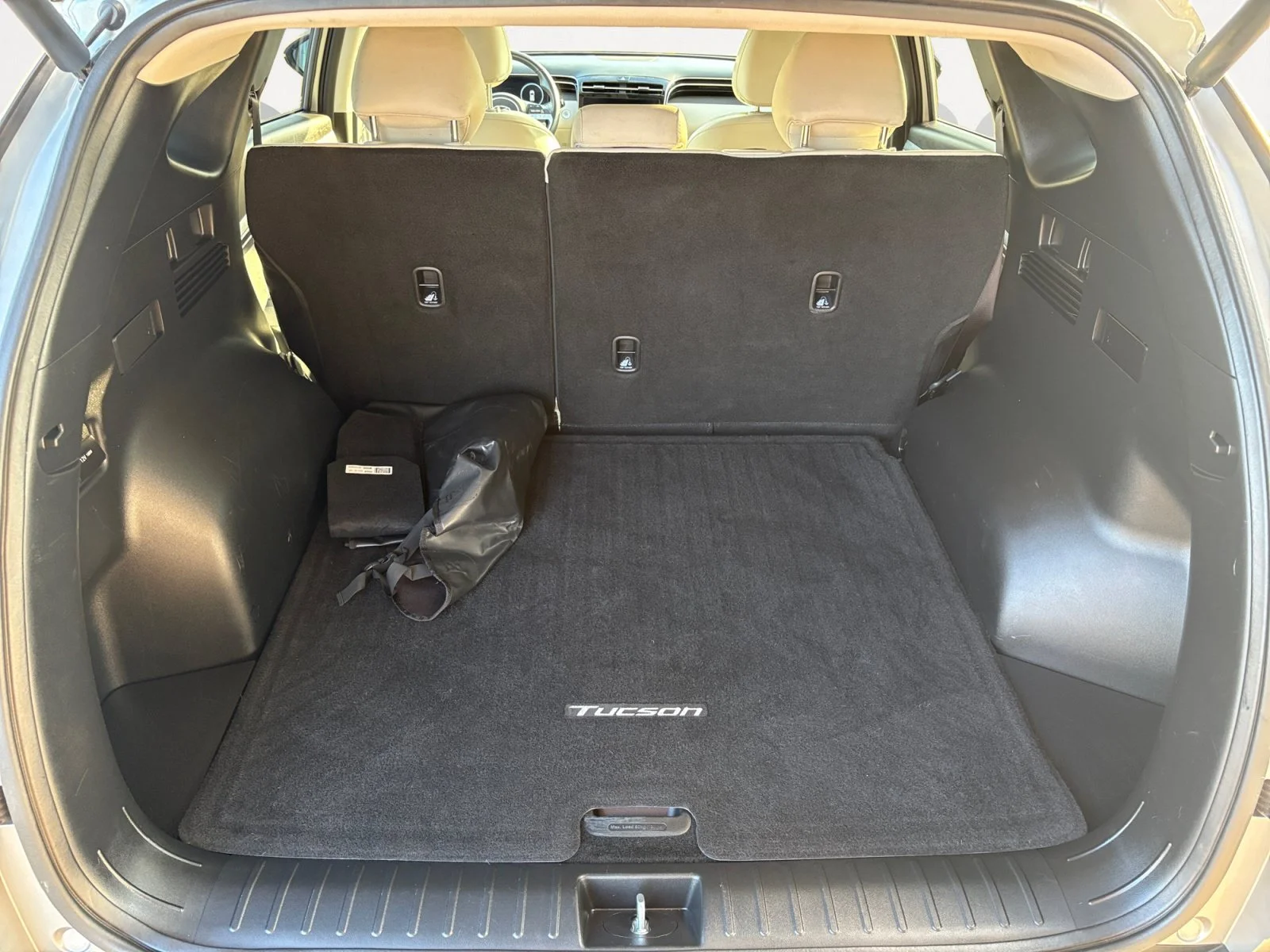 Used 2024 Shimmering Silver Hyundai SEL image 13