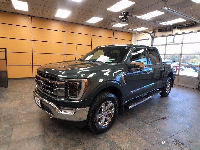 Certified Used 2021 Guard Metallic Ford Lariat image 3