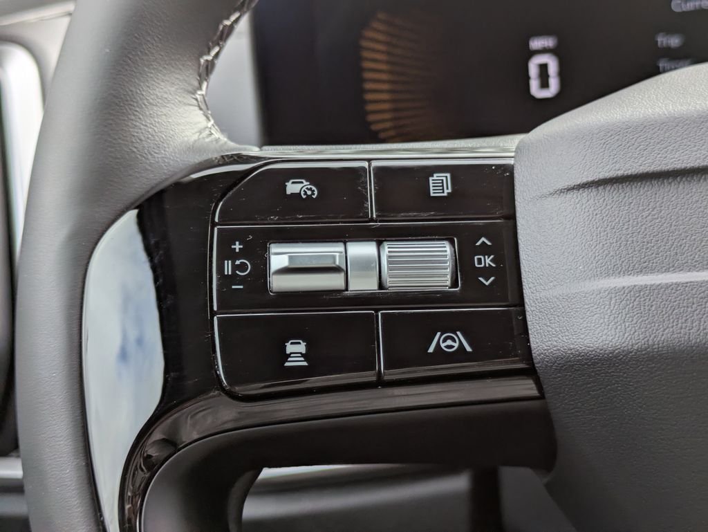 New 2026 Glacial White Pearl Kia LX image 25