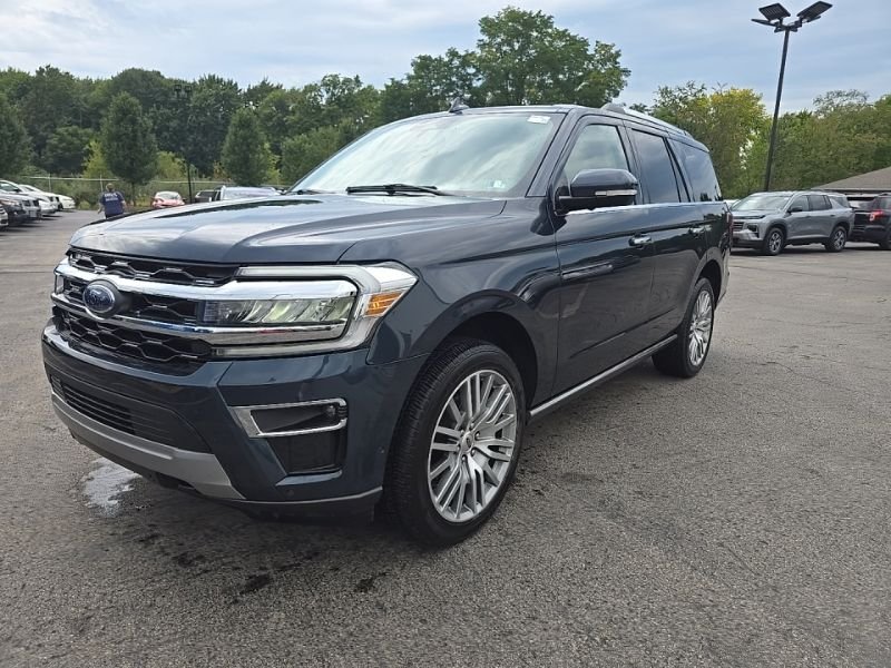 Used 2022 Blue Ford Limited image 3