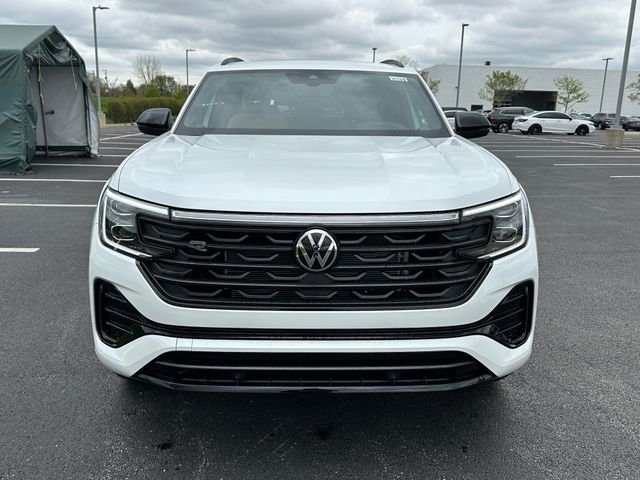 New 2026 Opal White Pearl Volkswagen 2.0T SEL R-Line Black image 2