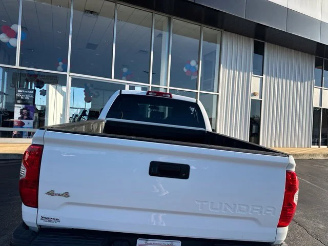 Used 2017 White Toyota SR image 18