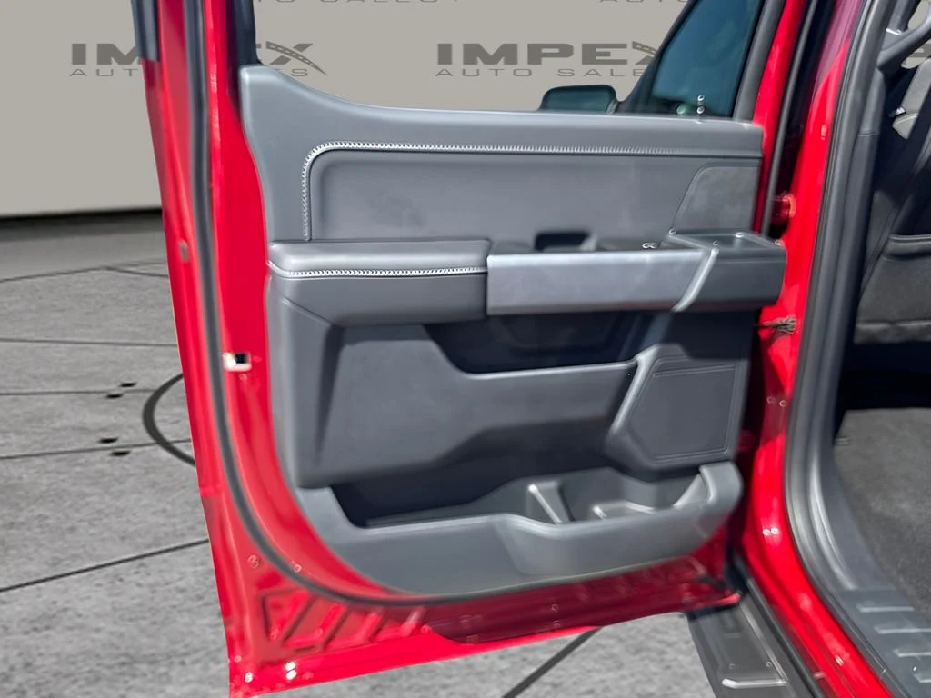 Used 2025 Red Ford XLT image 24