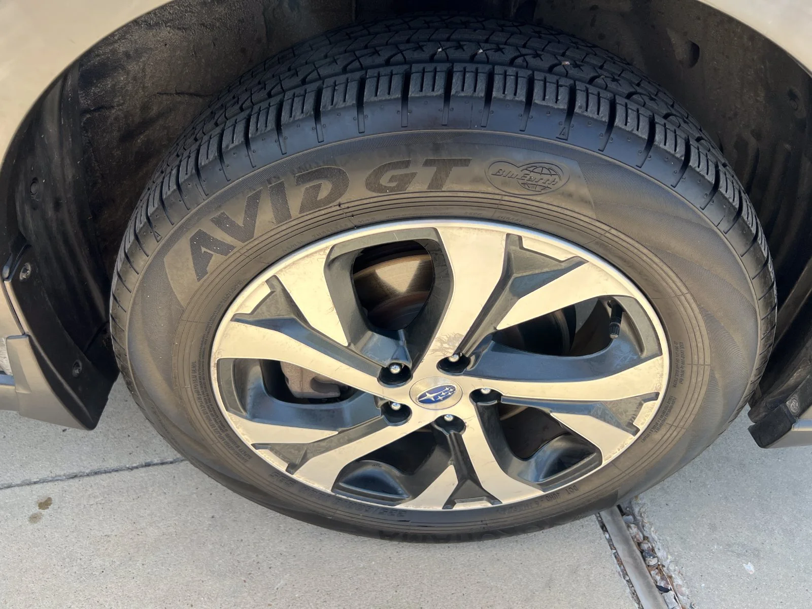 Used 2022 Gray Subaru Touring image 9