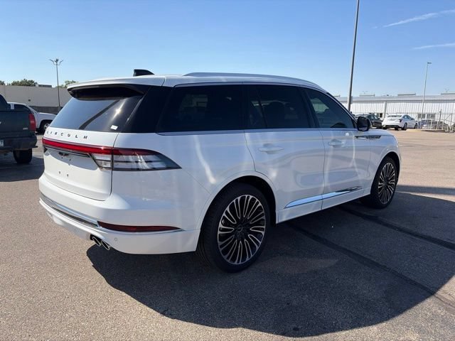 Certified Used 2025 PRISTINE WHTE Lincoln Black Label image 7