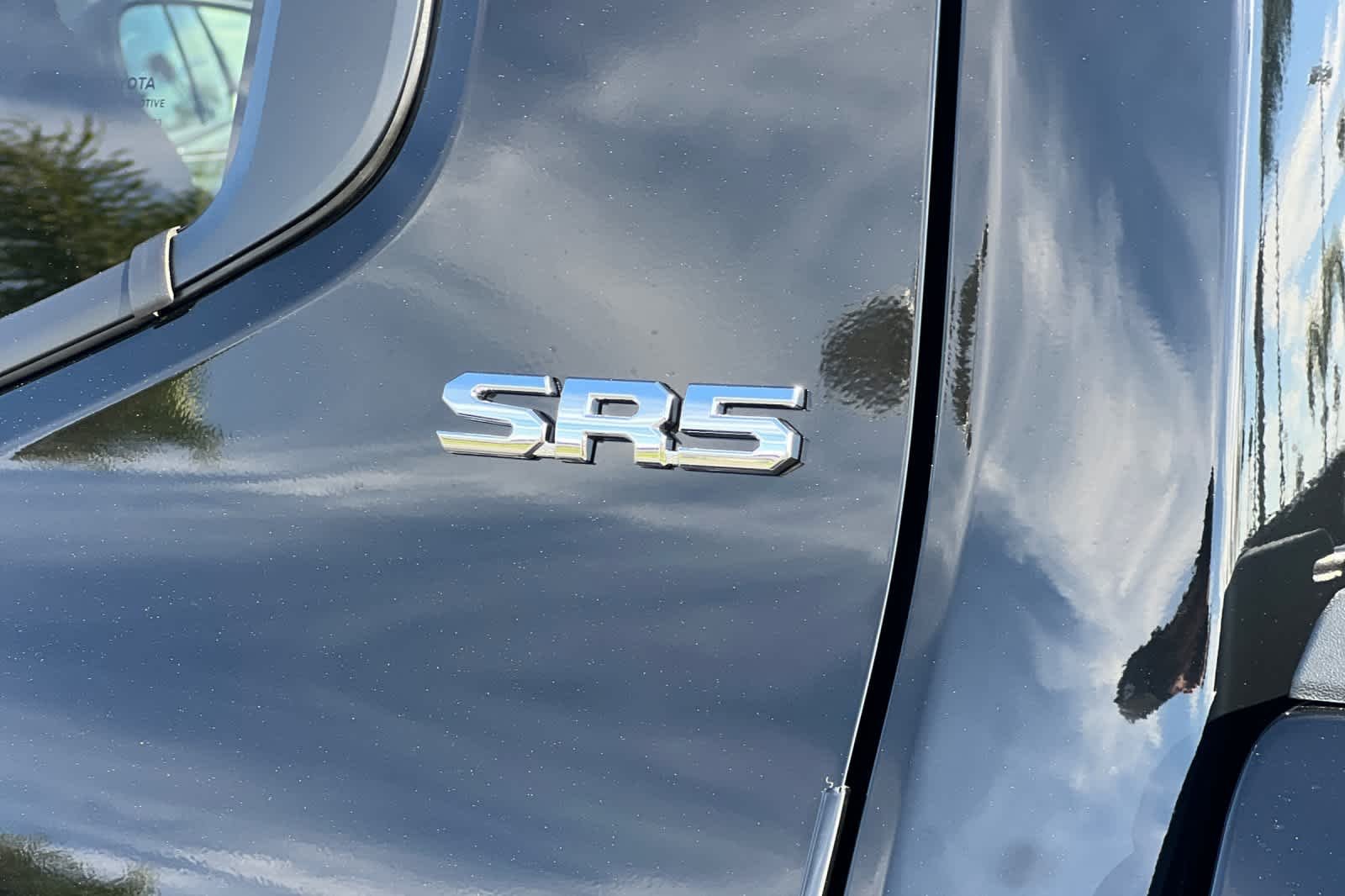 2026 Toyota Tacoma SR5 - Photo 25