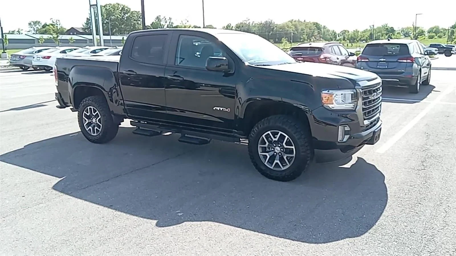 Used 2022 GMC Canyon AT4 with VIN 1GTG6FEN3N1216219 for sale in Kansas City