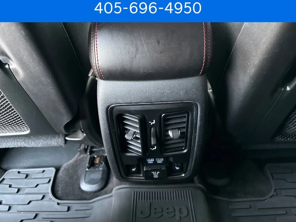 Pre-Owned 2018 Jeep Grand Cherokee Trailhawk