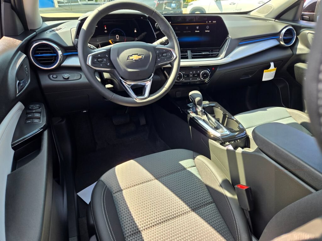 2026 Chevrolet Trax LT - Photo 14