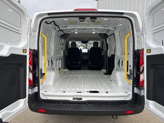New 2026 Oxford White Ford Base image 44