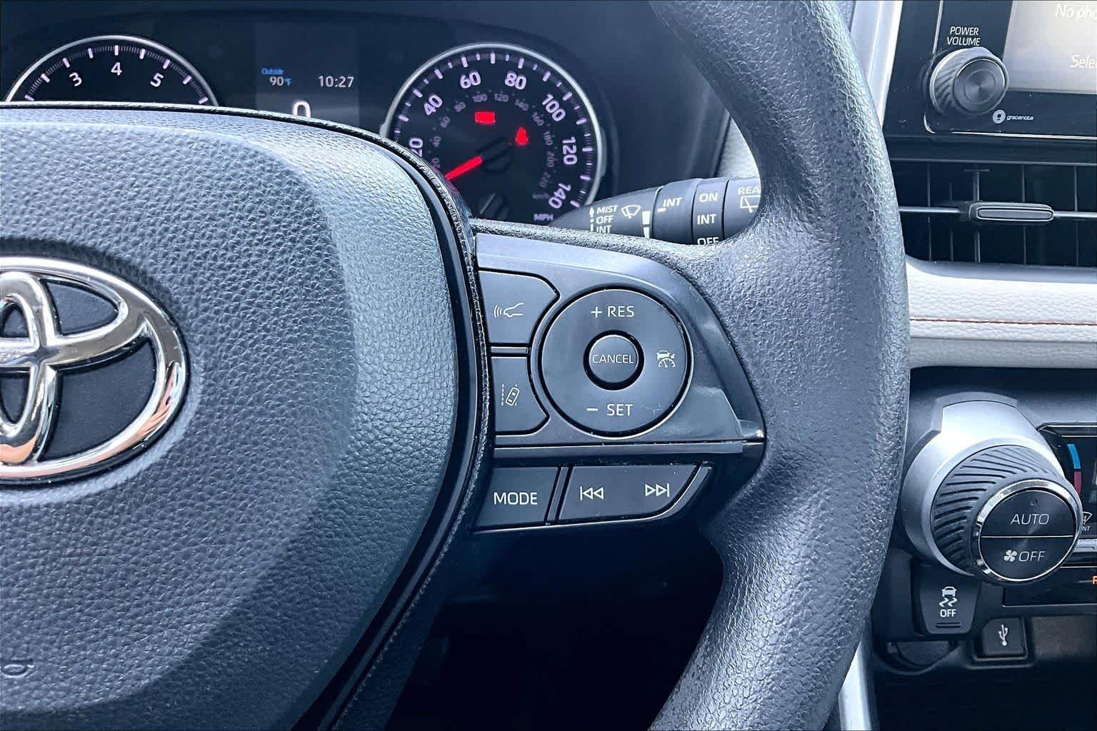 Used 2021 Silver Sky Metallic Toyota XLE image 23